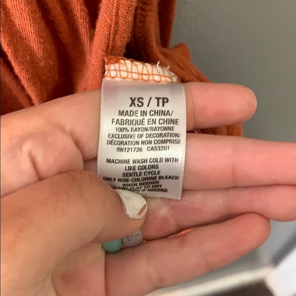 Tank top - Picture 2 of 2